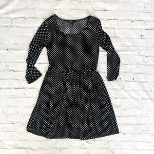 Forever 21 Black and White Women’s dress